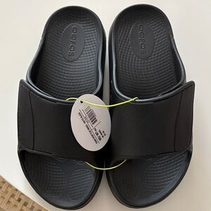 OOFOS Black Comfort Slides